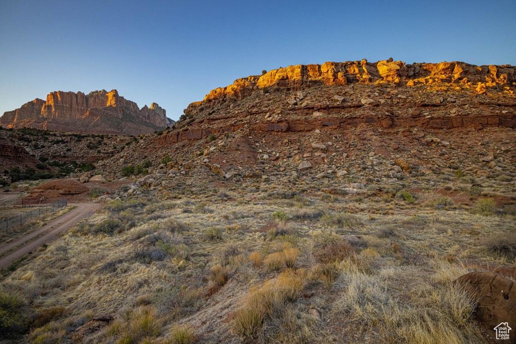 View of mountain feature