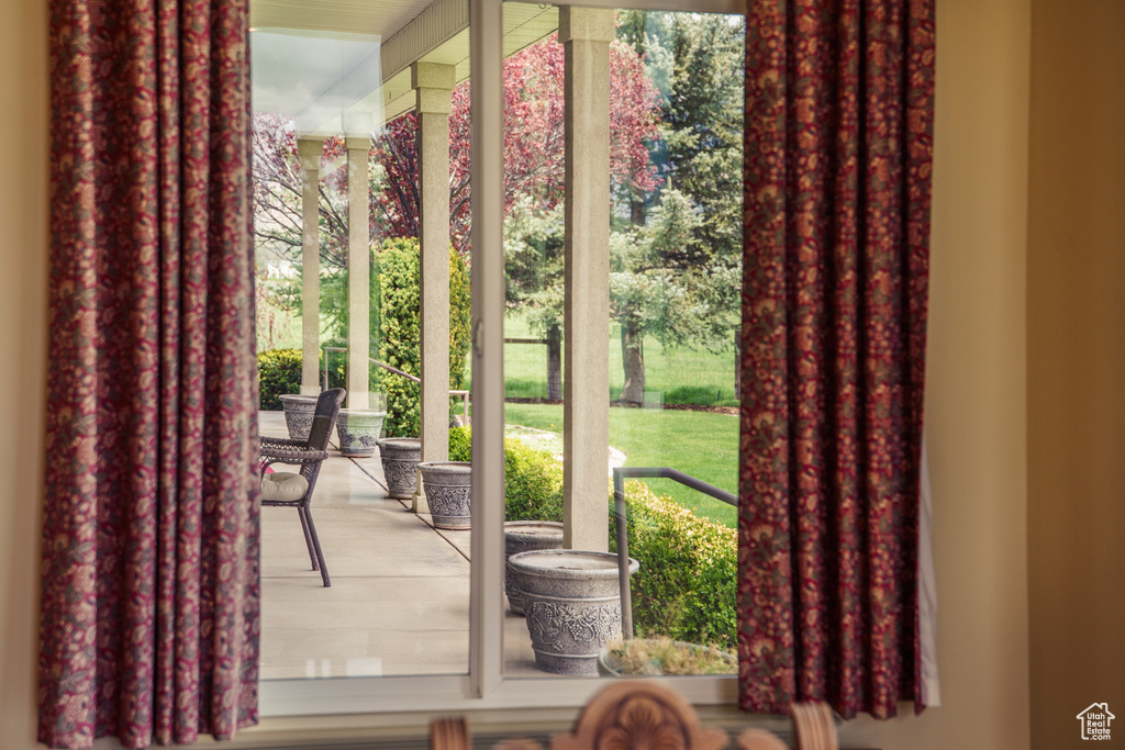 View of doorway to outside