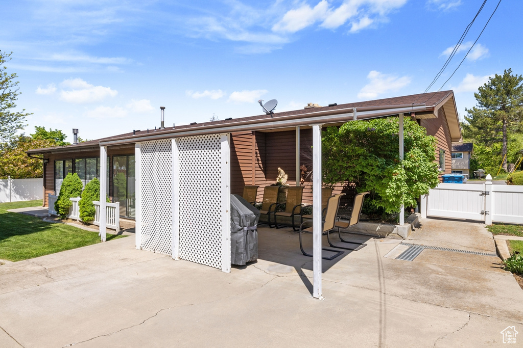 Exterior space with fence