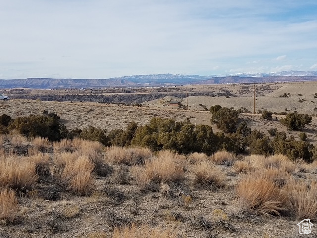 View of mountain feature
