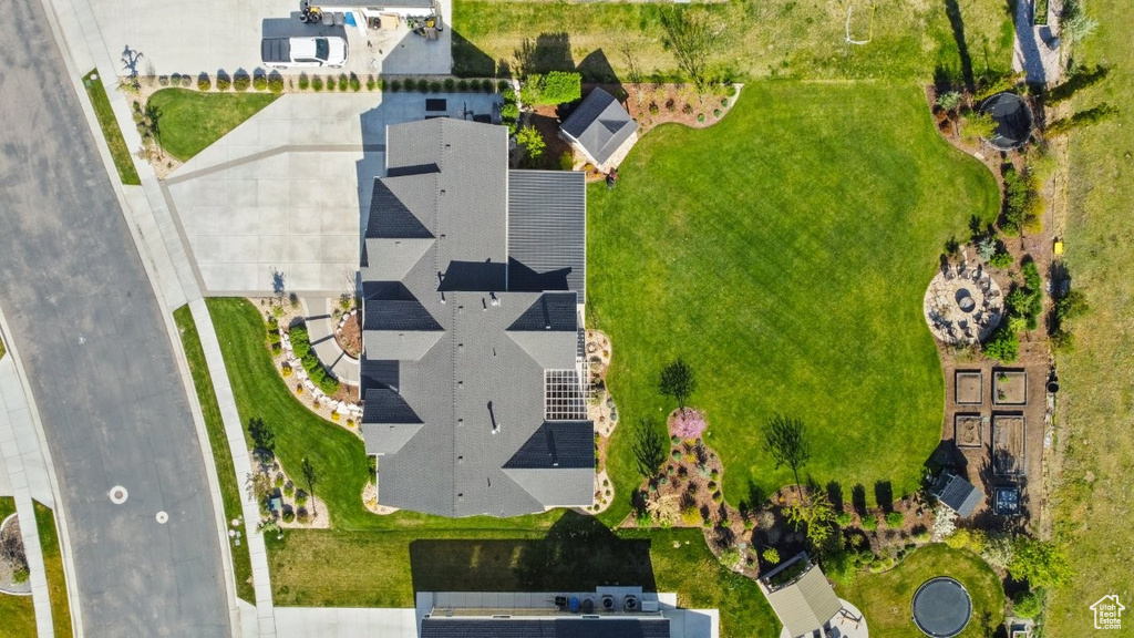 Birds eye view of property