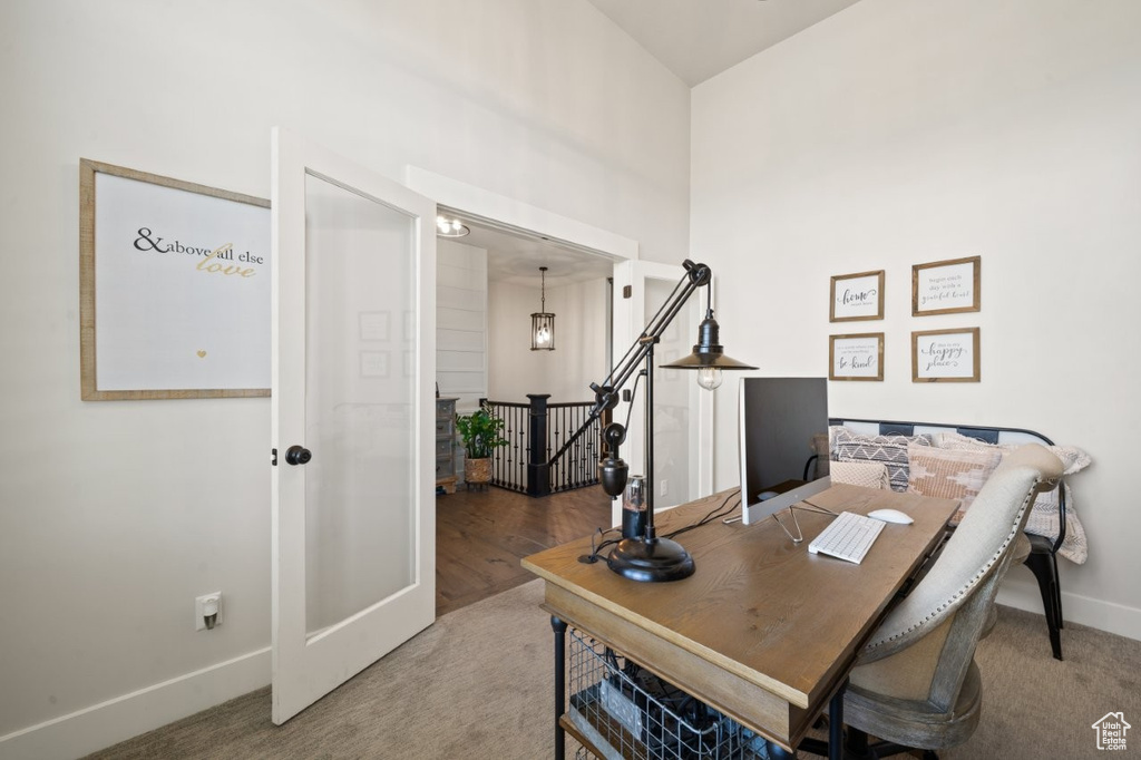 Office with baseboards