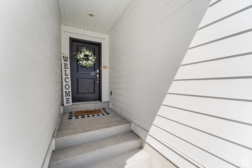 View of property entrance