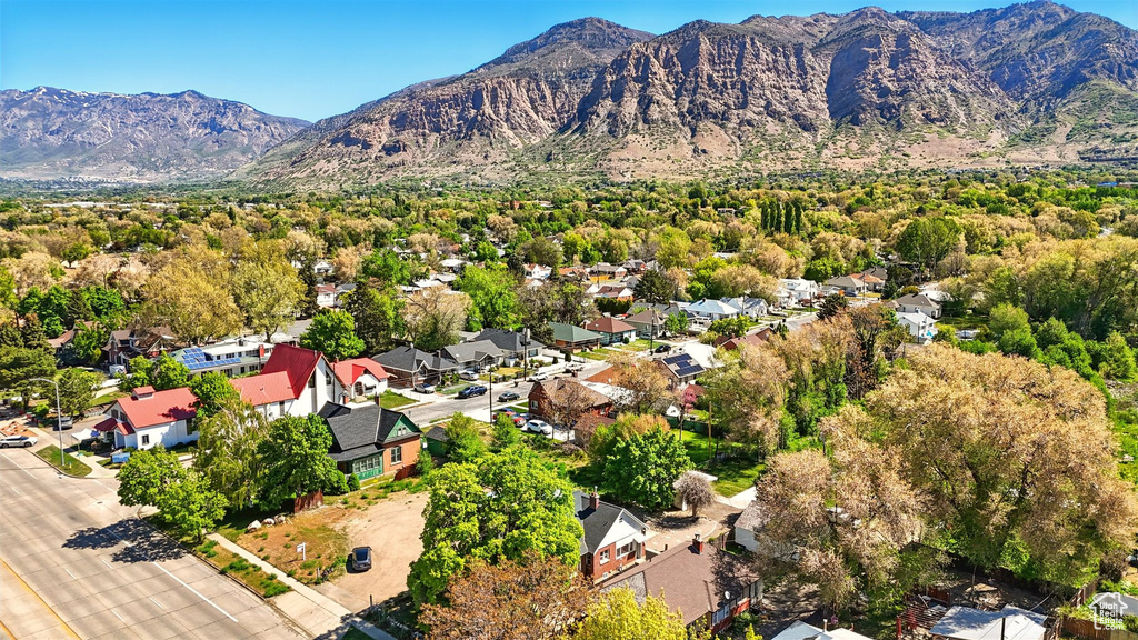 Aerial view featuring a residential view and a mountain view