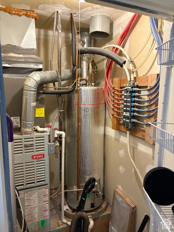 Utilities with heating unit