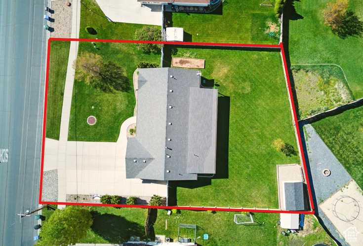 Birds eye view of property