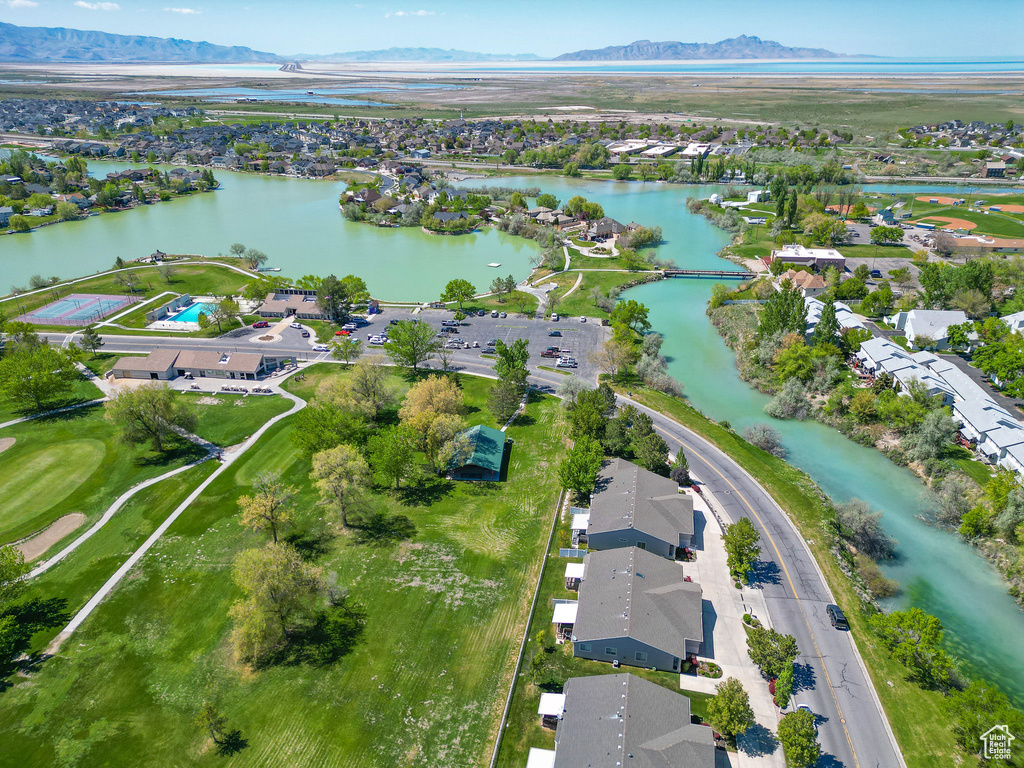 Bird's eye view featuring a residential view and a water and mountain view