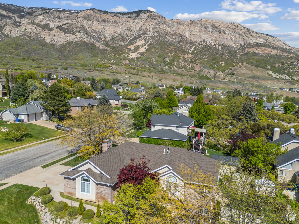Bird\\\'s eye view featuring a mountain view and a residential view