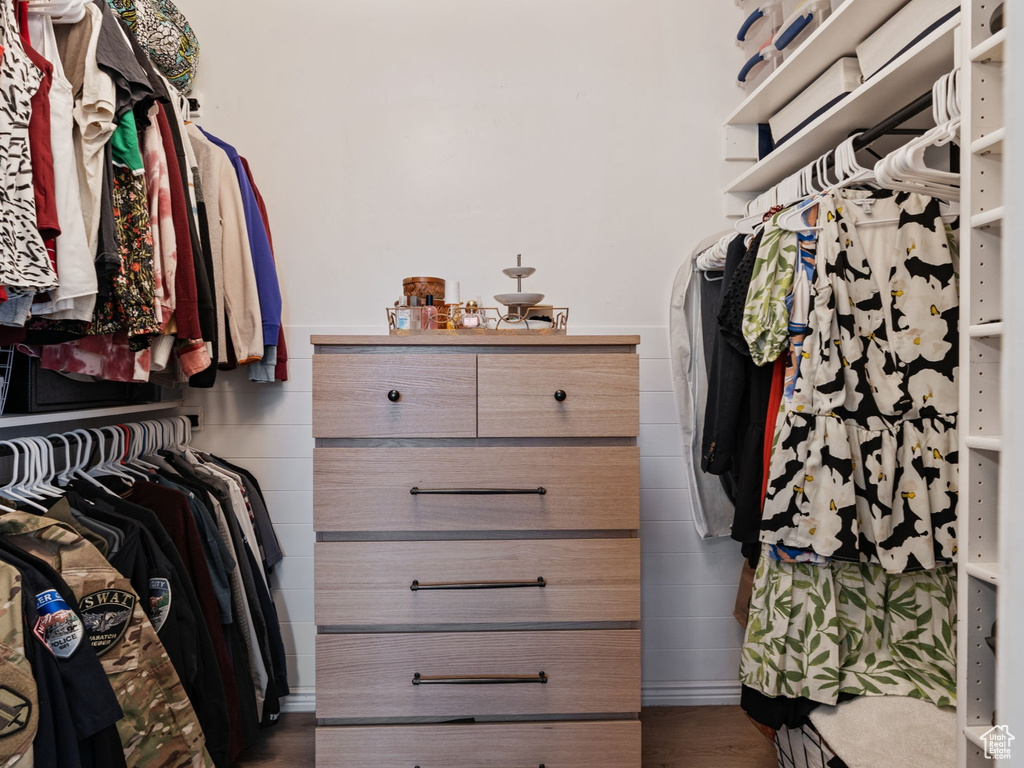 View of walk in closet
