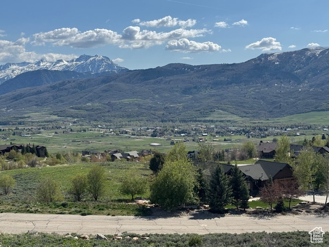 View of mountain feature