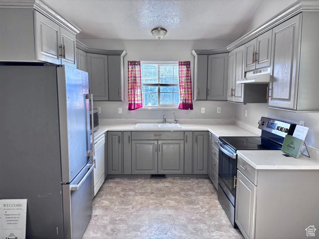 736 MAJESTIC DR Logan, UT 84321