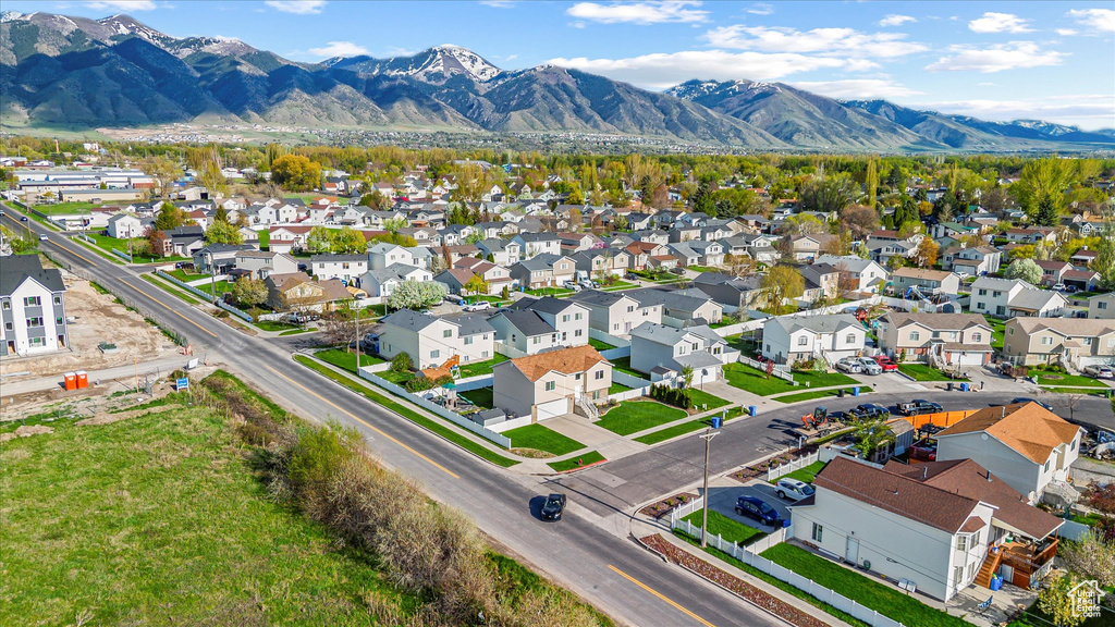Bird\'s eye view with a mountain view and a residential view
