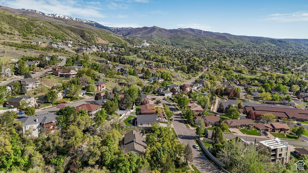 Bird\'s eye view featuring a mountain view and a residential view