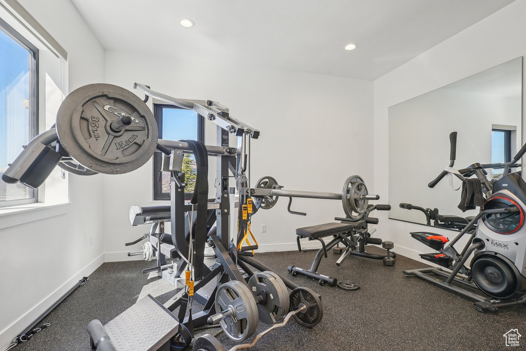 Interior space featuring plenty of natural light, baseboards, and recessed lighting