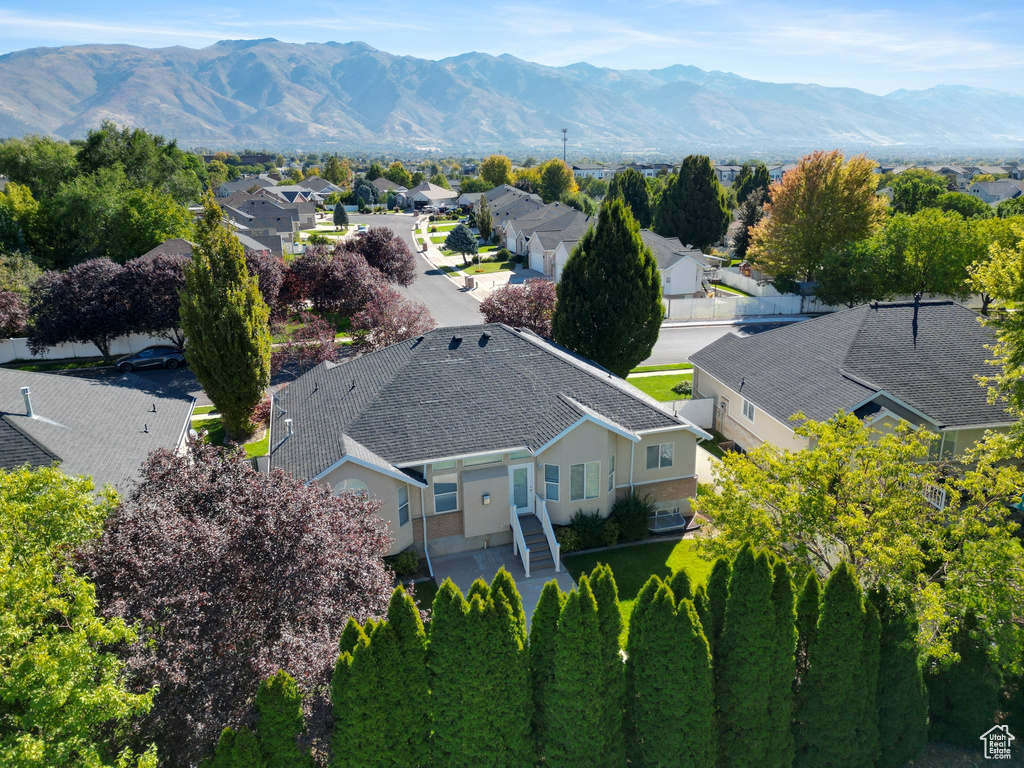 Bird\\\'s eye view featuring a mountain view and a residential view