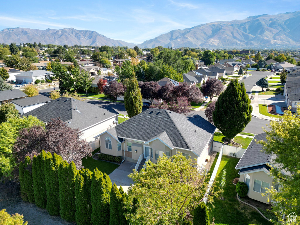 Aerial view with a residential view and a mountain view