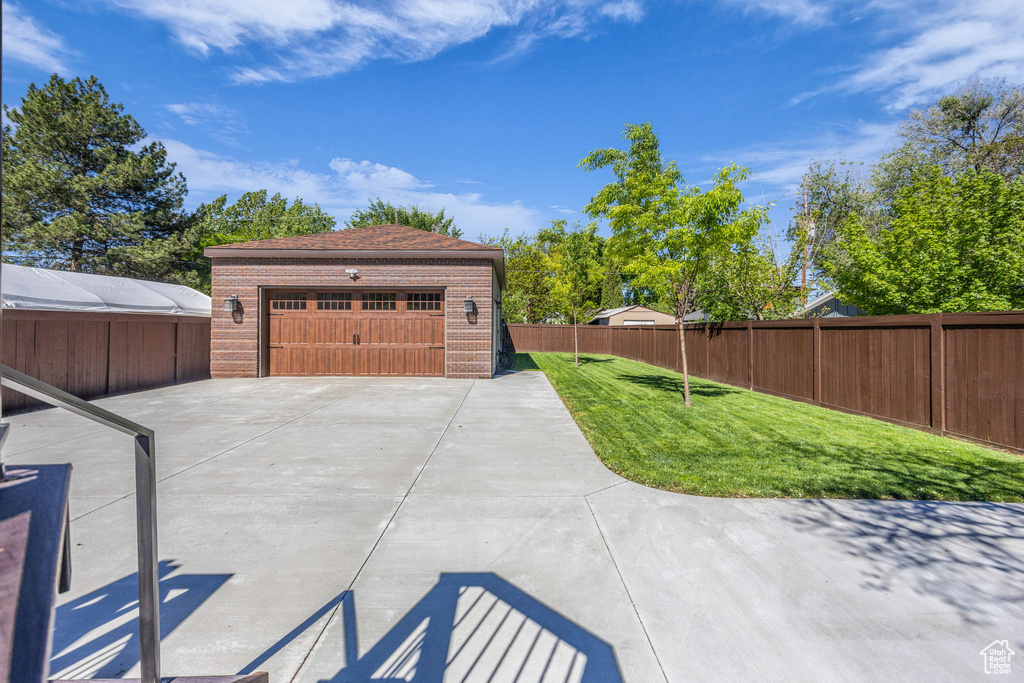 View of detached garage