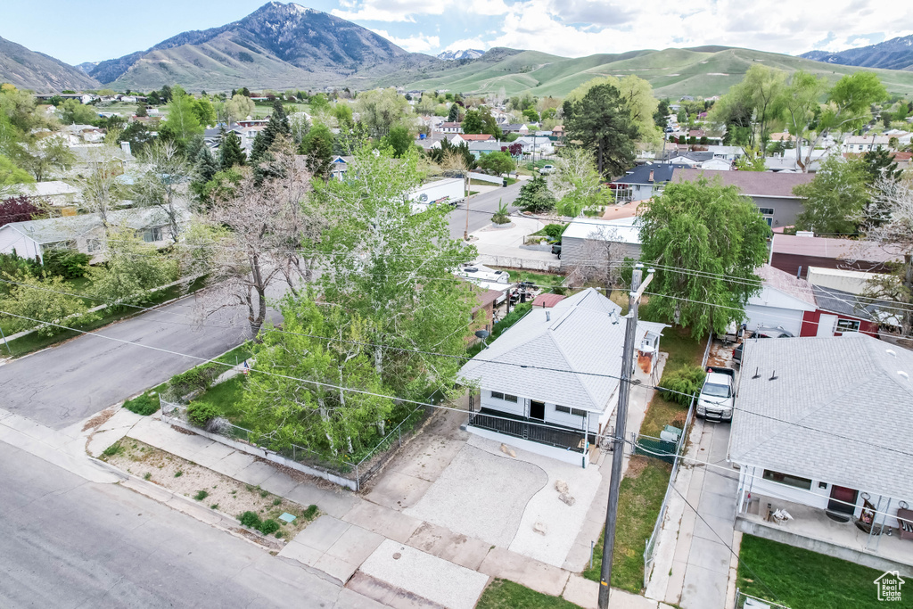 Aerial view with a mountain view and a residential view