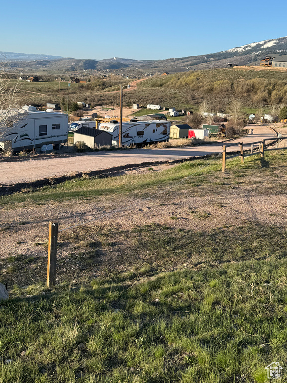 View of yard featuring a mountain view