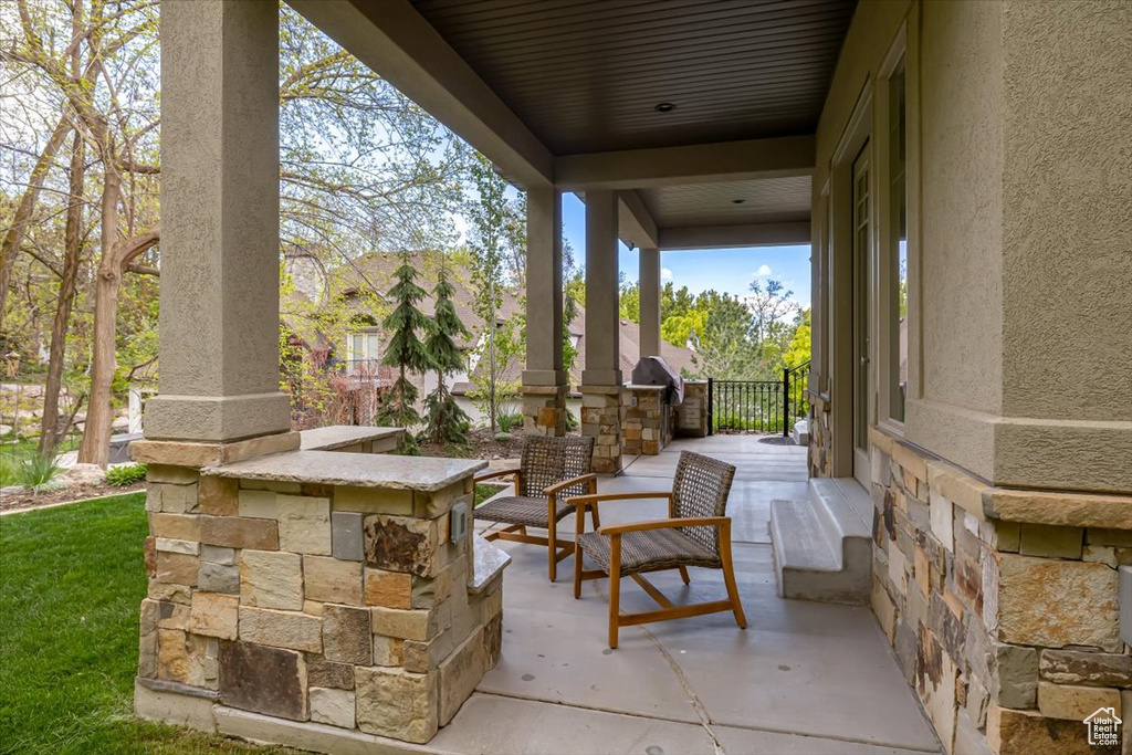 View of patio / terrace featuring covered porch