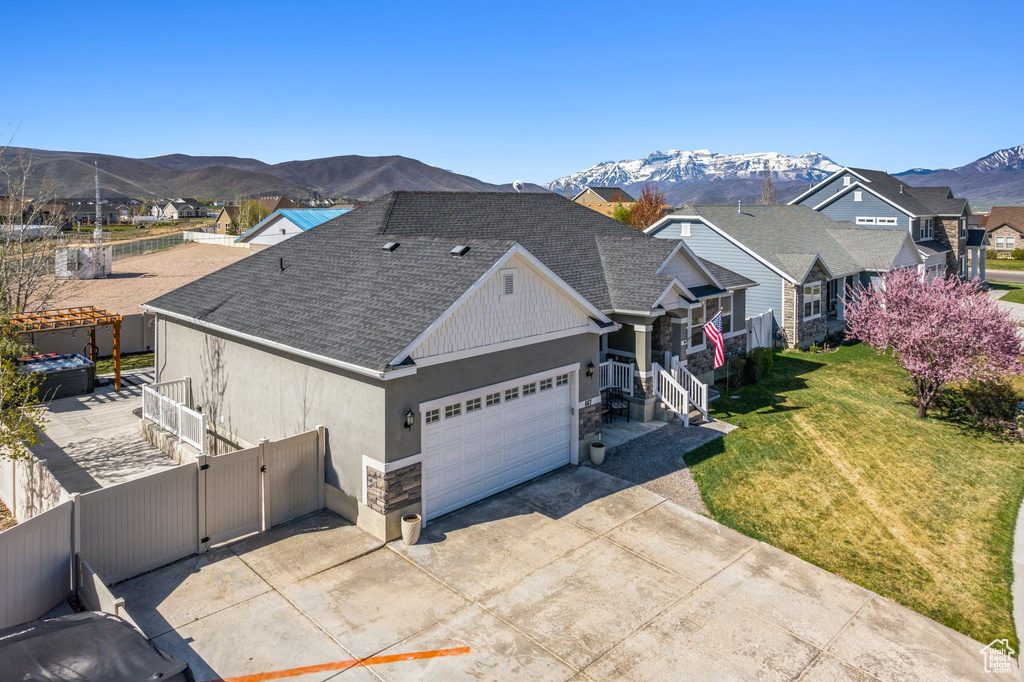 Exterior space featuring a mountain view and a residential view