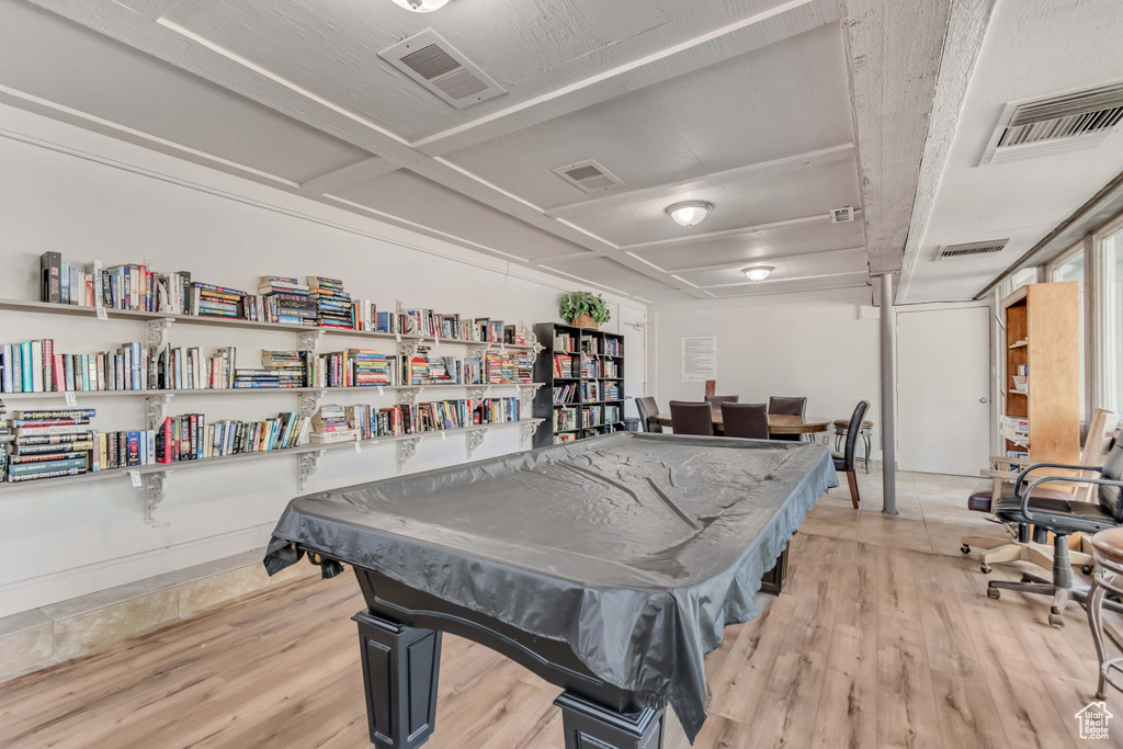 Rec room featuring visible vents, billiards, and wood finished floors