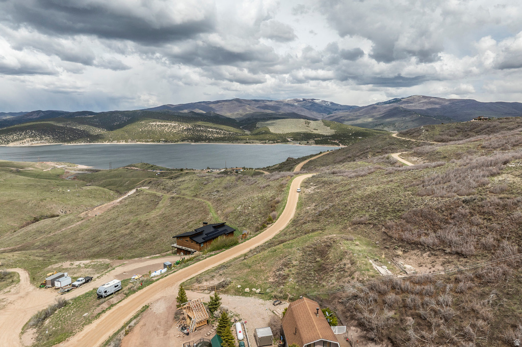 28  HOLLOW DR Coalville, UT 84017