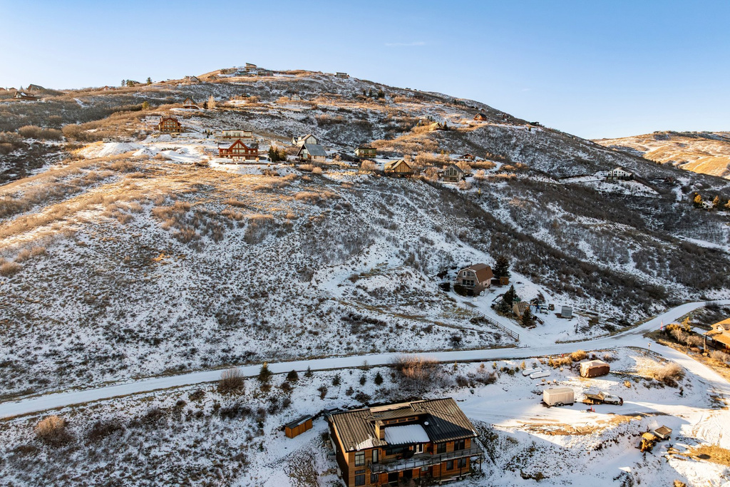 28  HOLLOW DR Coalville, UT 84017