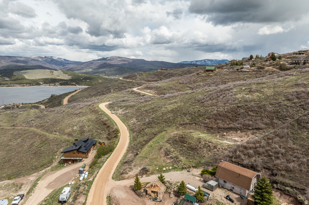 28  HOLLOW DR Coalville, UT 84017