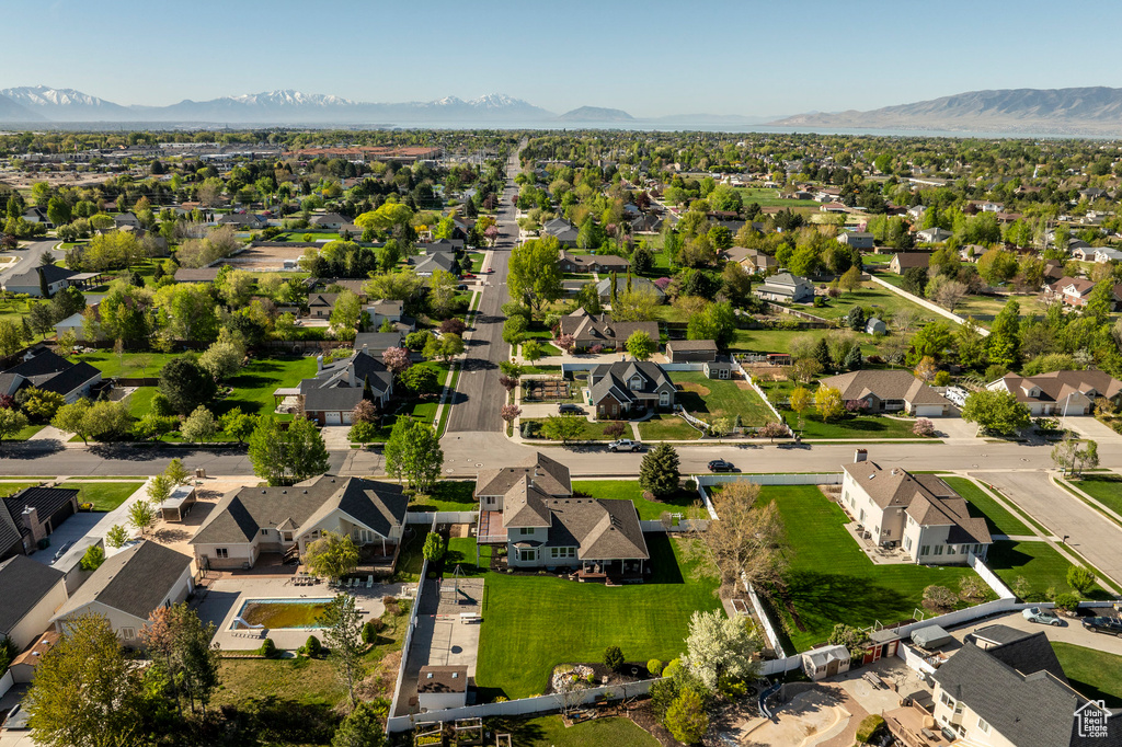 Bird\'s eye view featuring a mountain view and a residential view