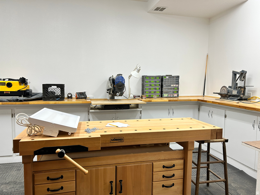 622 E HIGHWAY 144 New Harmony, UT 84757