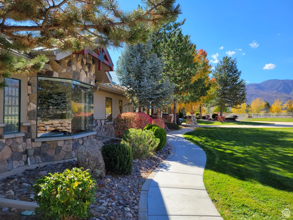 View of yard with a mountain view