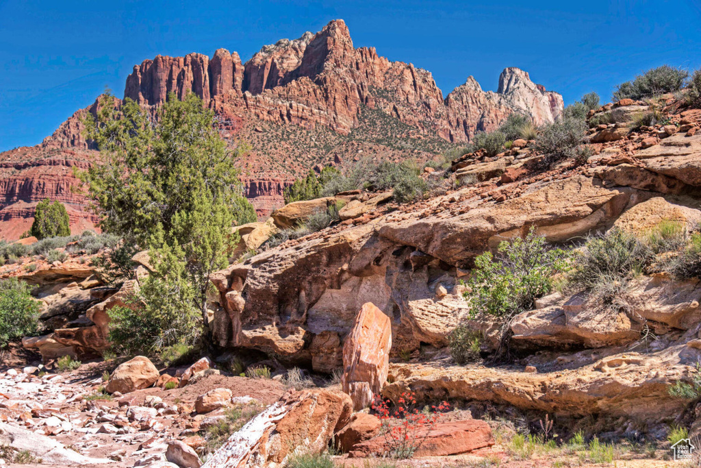 View of mountain feature