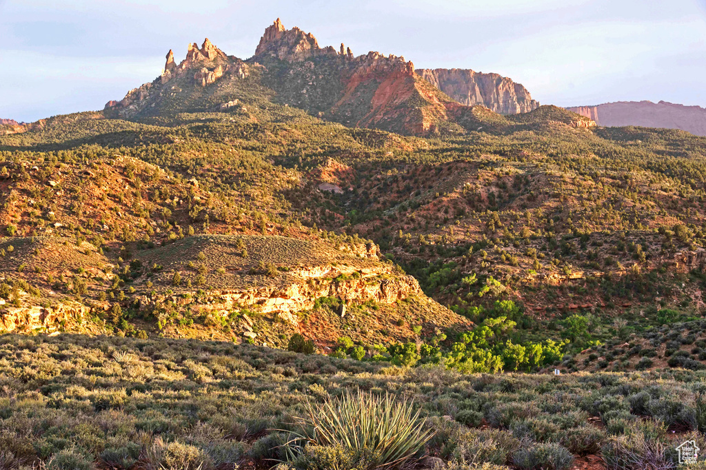 View of mountain feature