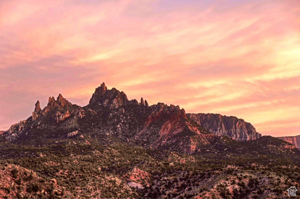 View of mountain feature