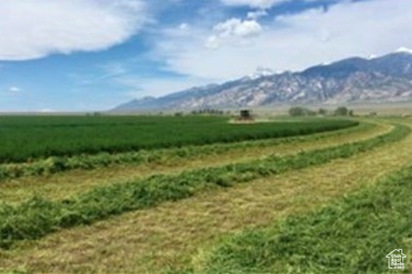 Property view of mountains featuring a rural view