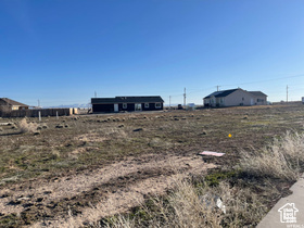 View of yard featuring a rural view