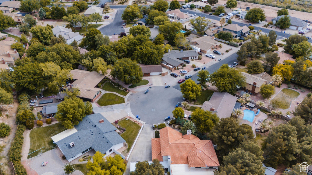 Drone / aerial view featuring a residential view