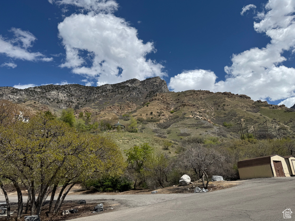 View of mountain feature