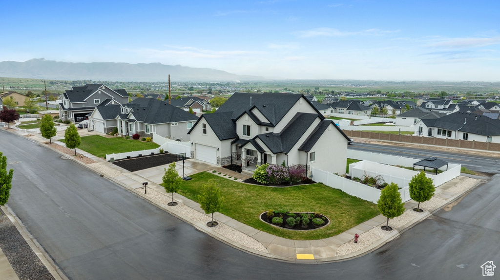 Aerial view featuring a residential view and a mountain view