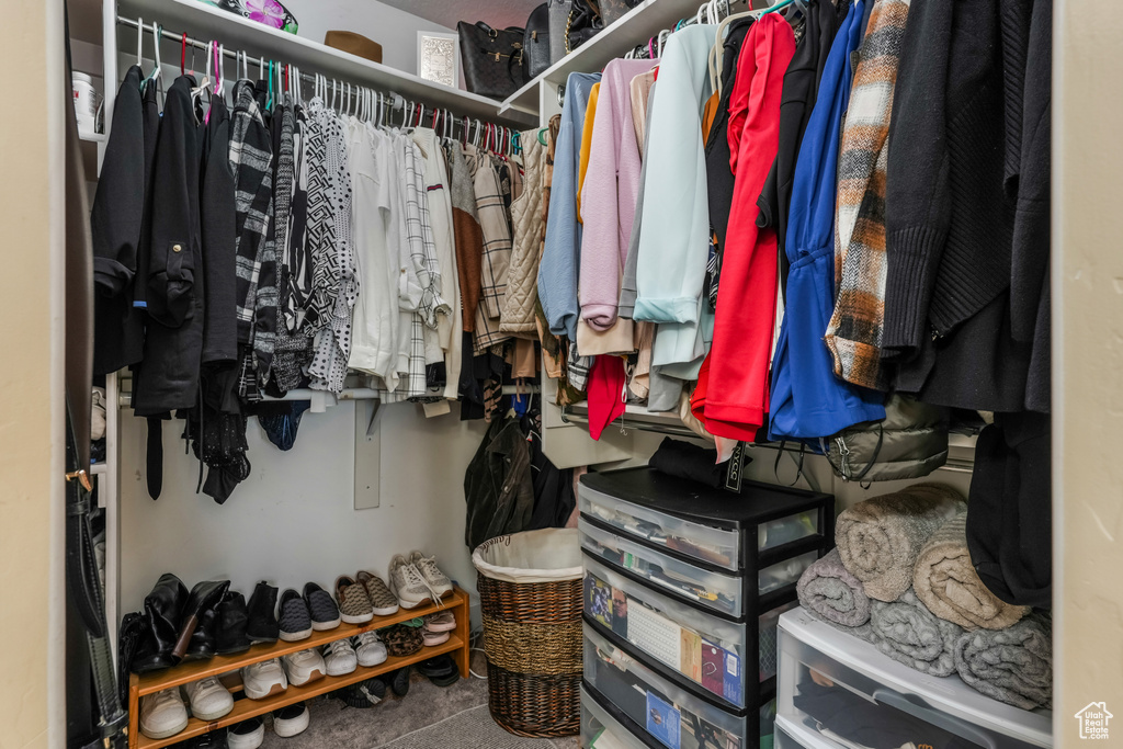 View of walk in closet