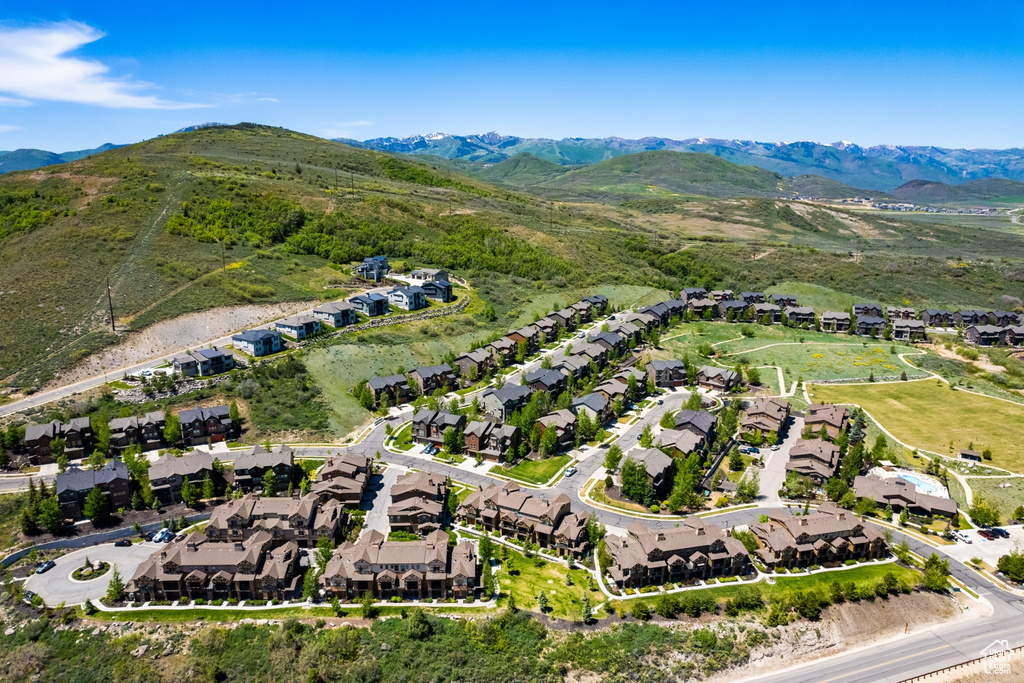 Bird's eye view featuring a mountain view and a residential view