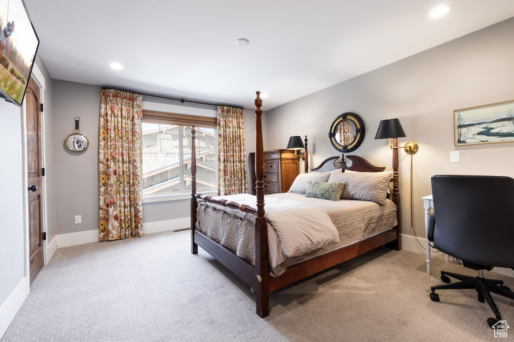 Bedroom featuring recessed lighting, baseboards, and carpet