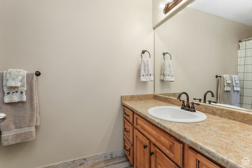 Full bath with vanity