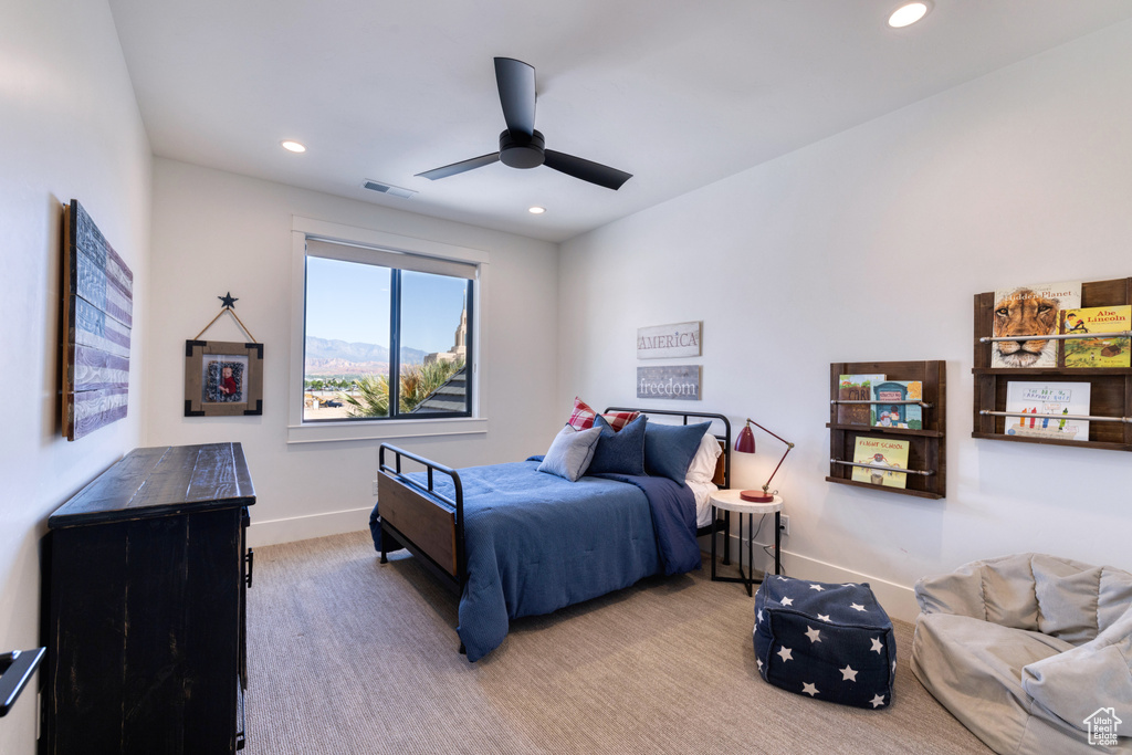 Bedroom featuring carpet flooring, ceiling fan, recessed lighting, baseboards, and visible vents