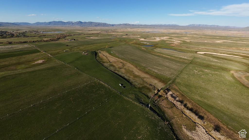 153  PARIS BOTTOMS RD Paris, ID 83261