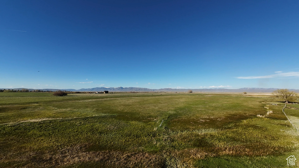 153  PARIS BOTTOMS RD Paris, ID 83261