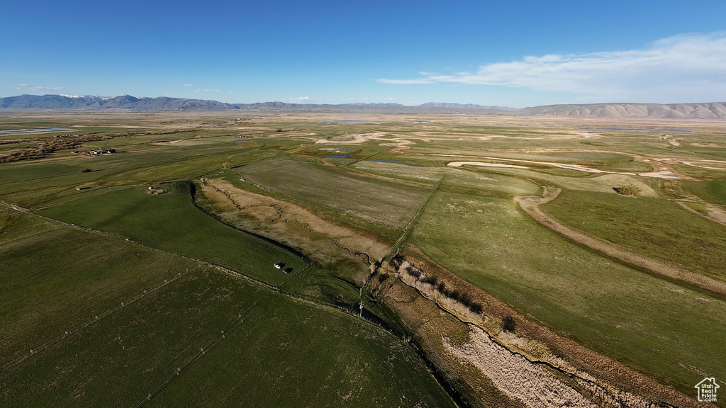 153  PARIS BOTTOMS RD Paris, ID 83261
