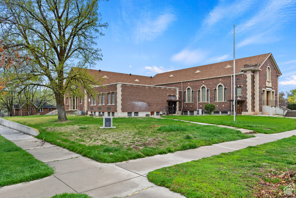 View of building exterior
