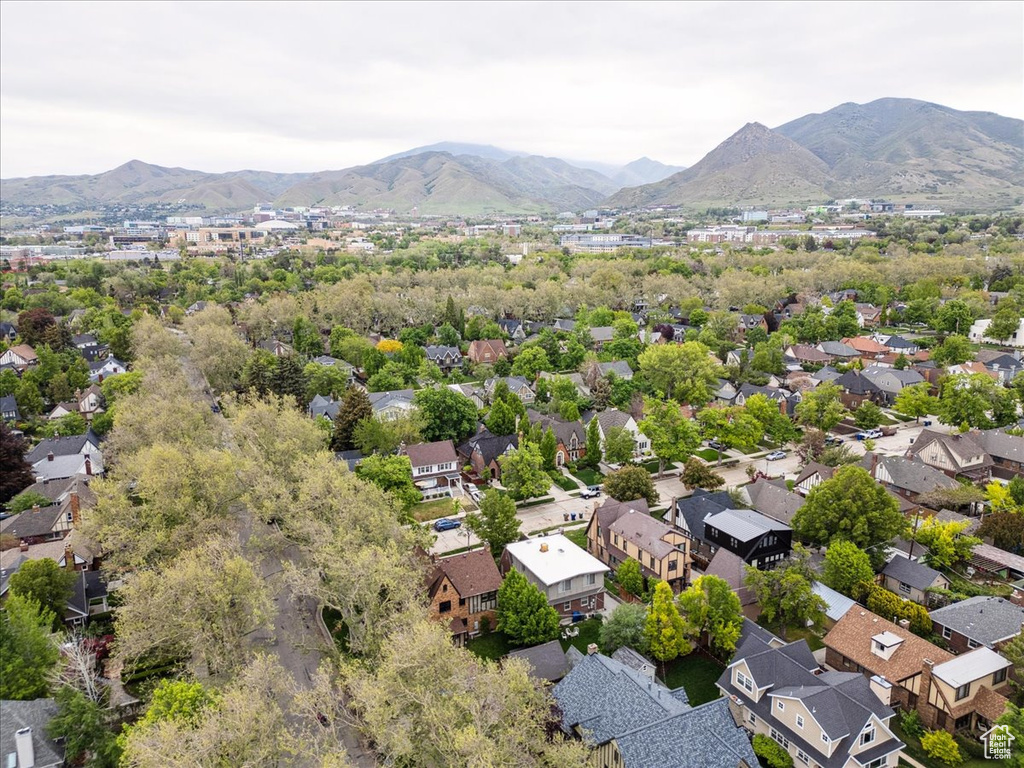 Drone / aerial view featuring a mountain view and a residential view